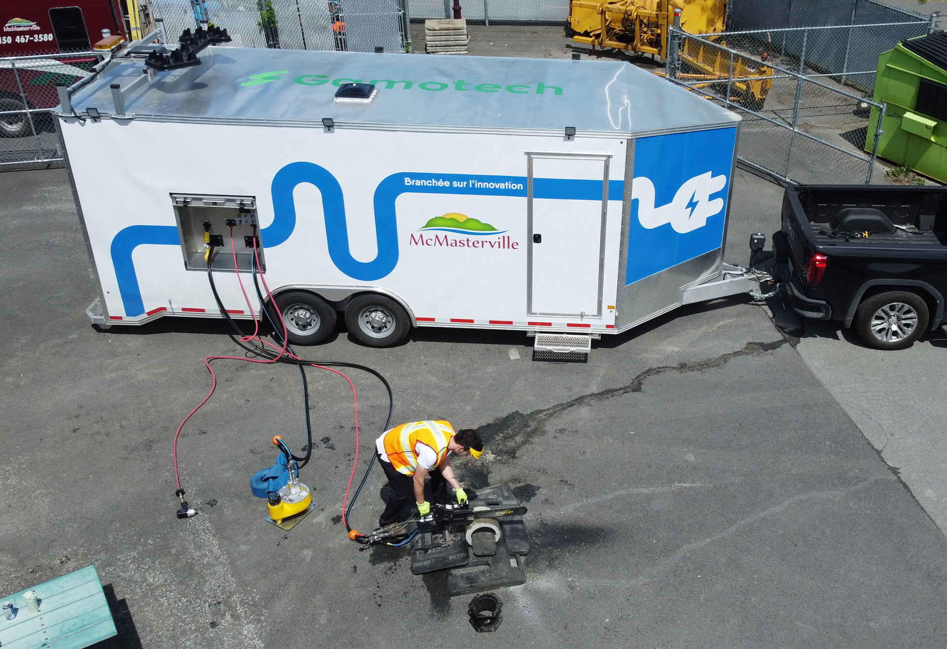 Gamotech workstation trailer charging while powering aqueduc equipment for McMasterville
